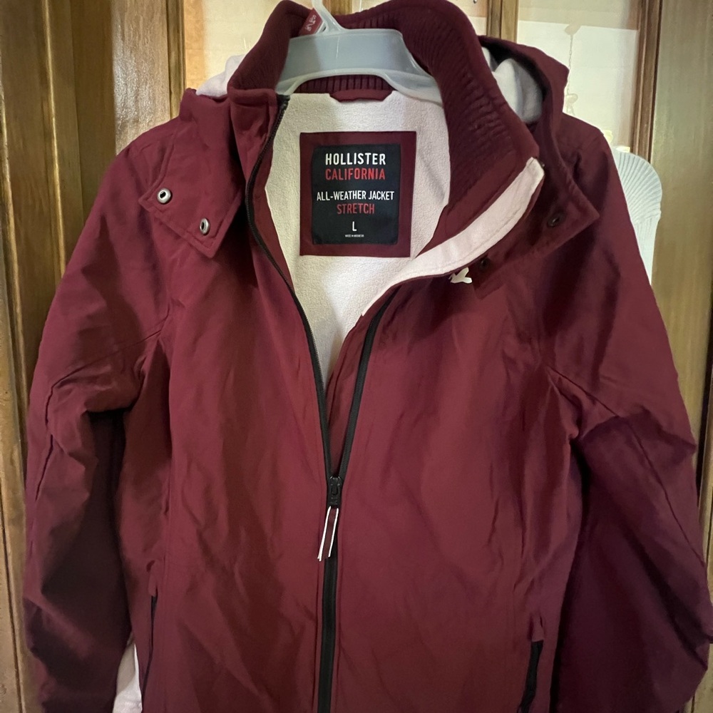 Hollister Women’s Performance Jacket - Deep Red